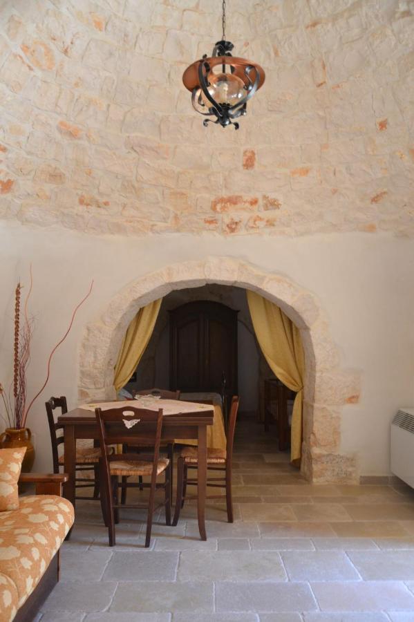 Masseria Montanaro Bed & Breakfast Cisternino Exterior foto