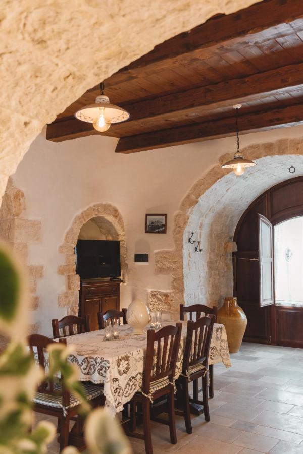 Masseria Montanaro Bed & Breakfast Cisternino Exterior foto