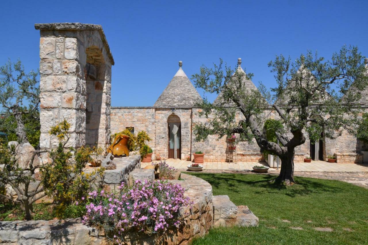 Masseria Montanaro Bed & Breakfast Cisternino Exterior foto